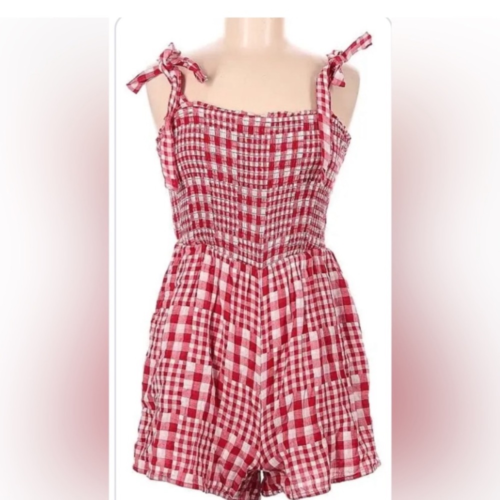 Old Navy Red Gingham Romper Size small NWOT